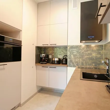 Апартаменты Everysky - Nad Lomnica 1e-2b